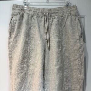Athleta Cream/light Khaki Ankle Cropped Pants